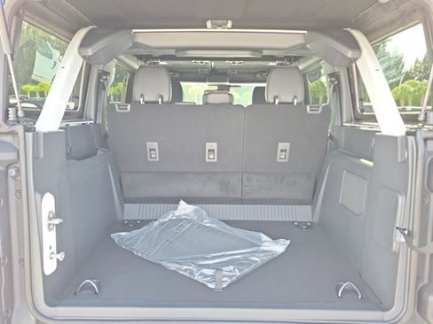 New 2026 Ford Bronco Outer Banks w/ Sasquatch Package AWD/4WD image 11