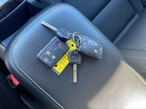 Used 2022 GMC Canyon Elevation w/ Trailering Package image 35