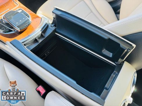 Used 2018 Mercedes-Benz C 300 Sedan image 23