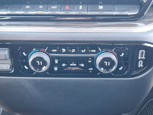New 2026 Chevrolet Silverado 1500 LT w/ Texas Edition Plus RWD image 18
