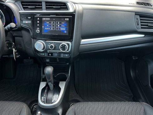Used 2019 Honda Fit Sport image 29