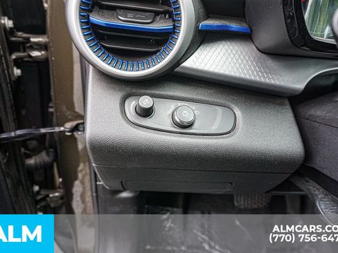 Used 2024 Chevrolet Trax LS FWD image 34