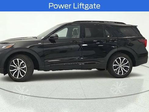 Certified 2026 Ford Explorer ST-Line AWD/4WD image 2