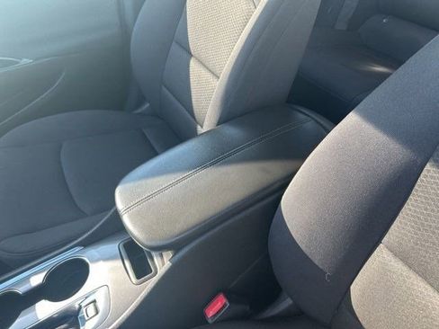 Used 2023 Chevrolet Malibu LT FWD image 27