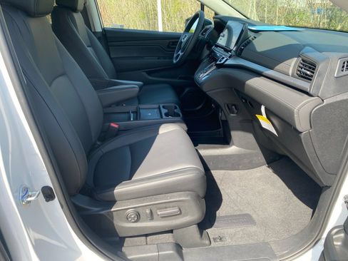 Used 2026 Honda Odyssey EX-L image 32