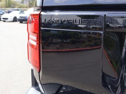 Used 2024 Toyota Land Cruiser image 9