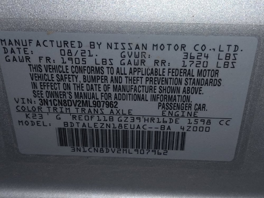 Used 2021 Nissan Versa S FWD image 33
