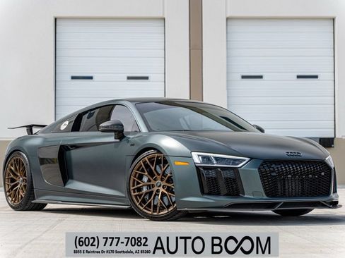 Used 2017 Audi R8 V10 plus w/ 20" Wheel Package AWD/4WD image 1