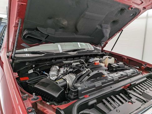 Used 2024 Chevrolet Silverado 2500 LTZ w/ LTZ Convenience Package image 18