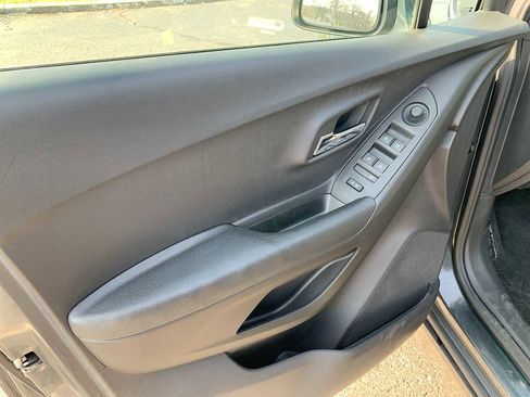 Certified 2019 Chevrolet Trax LT image 19