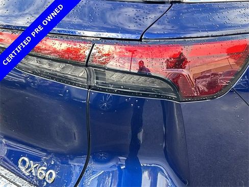 Certified 2025 INFINITI QX60 Pure w/ Cargo Package image 12