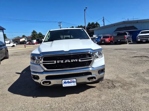 Used 2020 RAM 1500 Big Horn AWD/4WD image 3