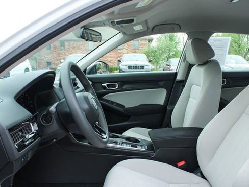 Used 2023 Honda Civic LX image 12