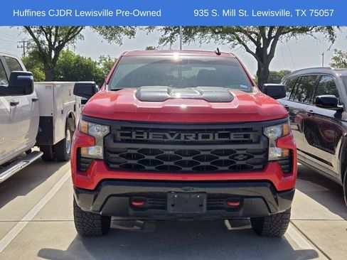 Used 2024 Chevrolet Silverado 1500 Custom Trail Boss w/ LPO, Dark Essentials Package AWD/4WD image 2