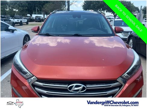 Used 2016 Hyundai Tucson Limited w/ Option Group 03 AWD/4WD image 16