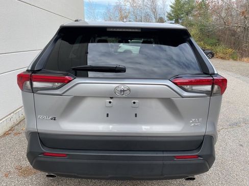 Used 2025 Toyota RAV4 XLE image 7