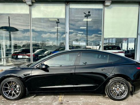 Used 2021 Tesla Model 3 Long Range image 2