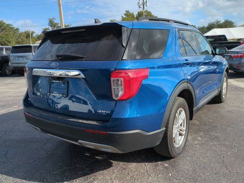 Used 2022 Ford Explorer XLT w/ Equipment Group 202A AWD/4WD image 4