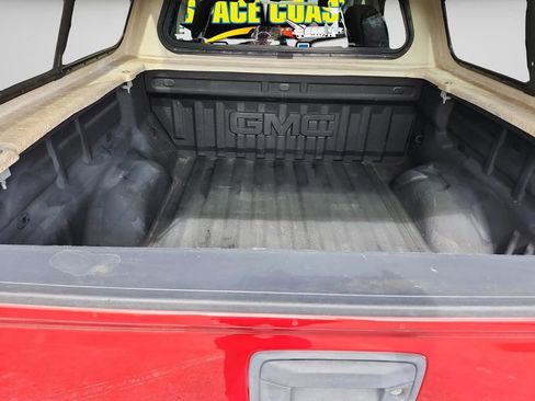 Used 2016 GMC Canyon SLT image 36