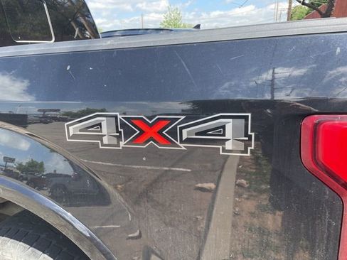 Used 2020 Ford F150 Lariat AWD/4WD image 9