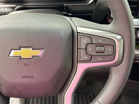 Used 2023 Chevrolet Silverado 1500 LT AWD/4WD image 29