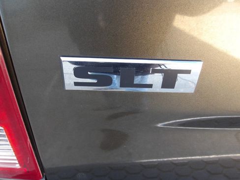 Used 2012 RAM 1500 Classic SLT image 37