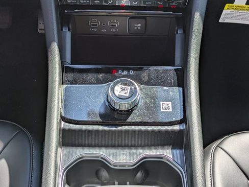 New 2025 Jeep Grand Cherokee Limited w/ Black Appearance Package image 20