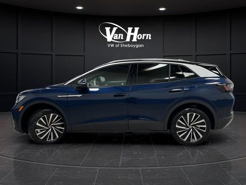 Used 2023 Volkswagen ID.4 Pro S Plus image 13