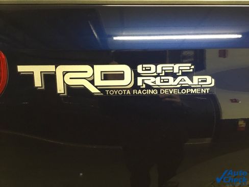 Used 2010 Toyota Tundra Limited image 20