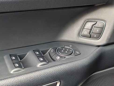 Used 2023 Ford Expedition Max Limited image 22