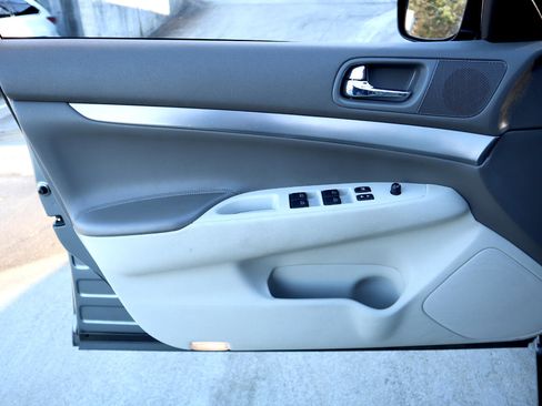 Used 2012 INFINITI G25 Journey image 30