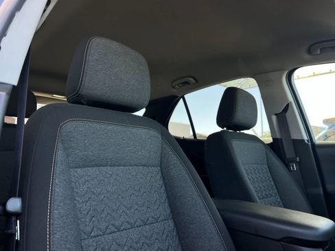 Used 2022 Chevrolet Equinox LT FWD image 18