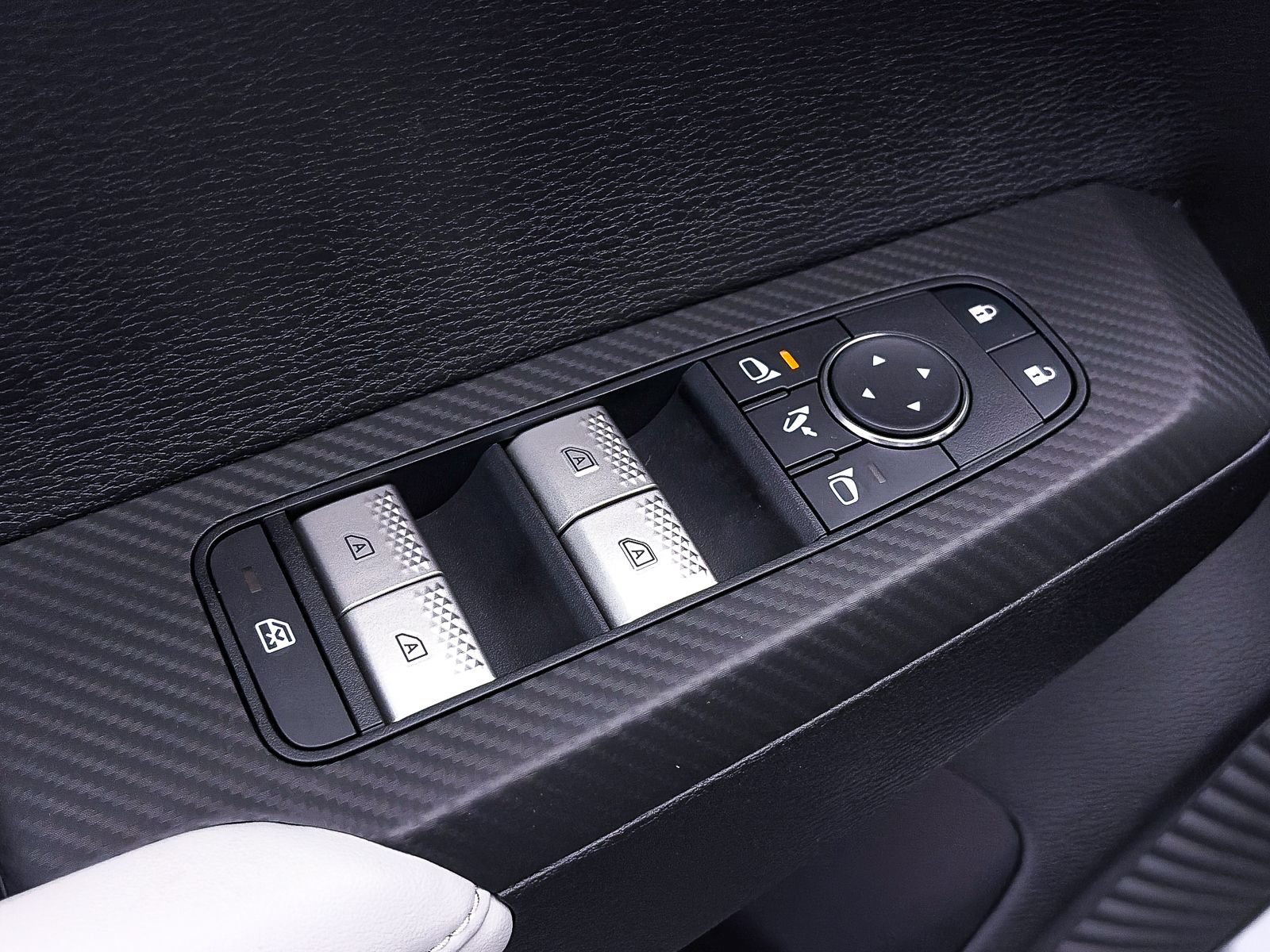 Used 2026 Mitsubishi Outlander SE AWD/4WD image 10