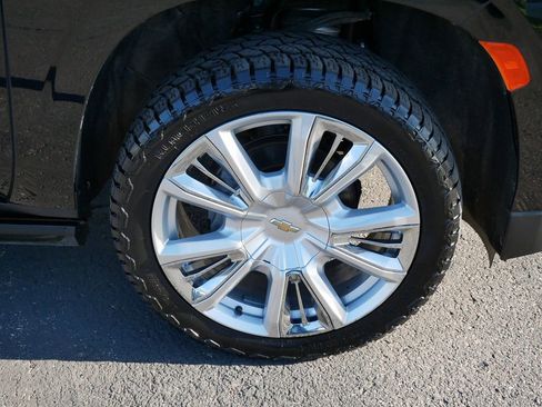 Used 2021 Chevrolet Tahoe High Country AWD/4WD image 8