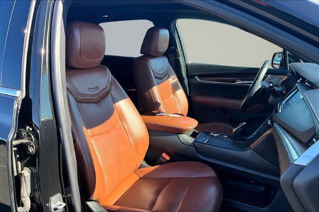 Used 2020 Cadillac XT5 Premium Luxury AWD/4WD image 7