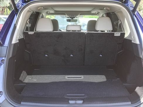 Used 2023 Nissan Rogue SL w/ SL Premium Package FWD image 27