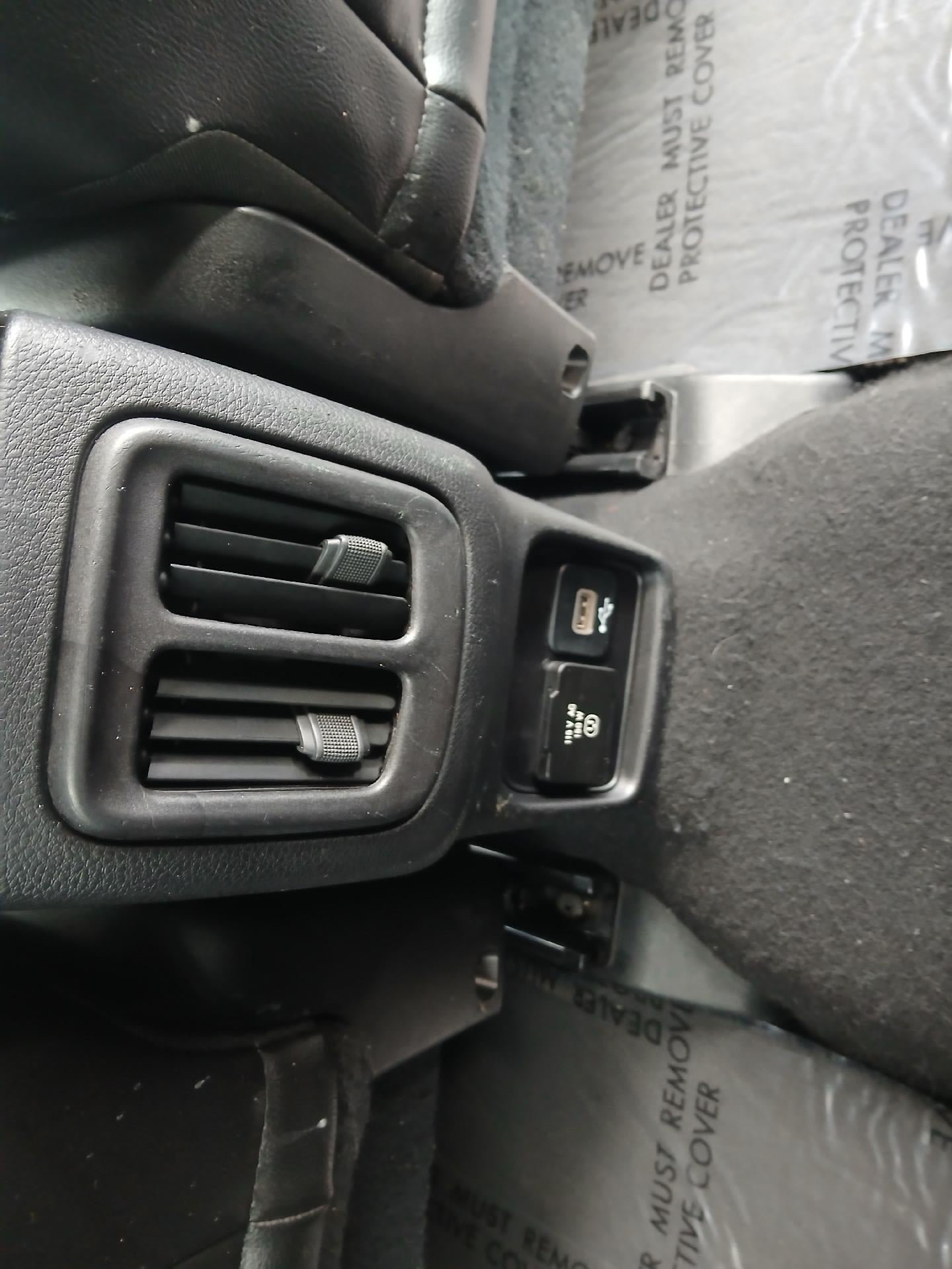 Used 2021 Jeep Compass Limited FWD image 18