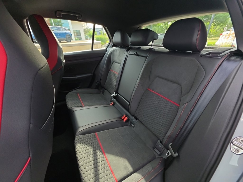 New 2026 Volkswagen GTI SE FWD image 22