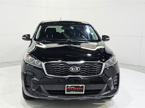 Used 2020 Kia Sorento L FWD image 2