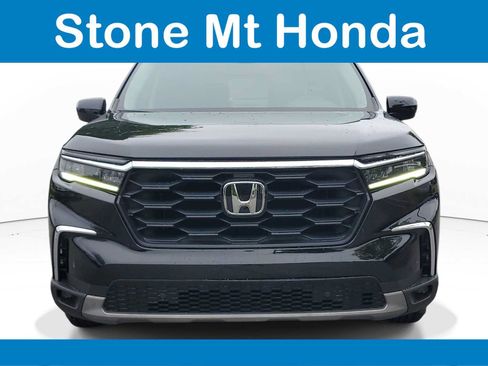 Used 2025 Honda Pilot EX-L image 2