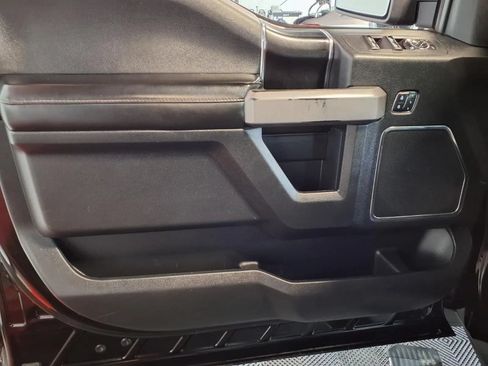 Used 2018 Ford F150 Platinum w/ Technology Package AWD/4WD image 18