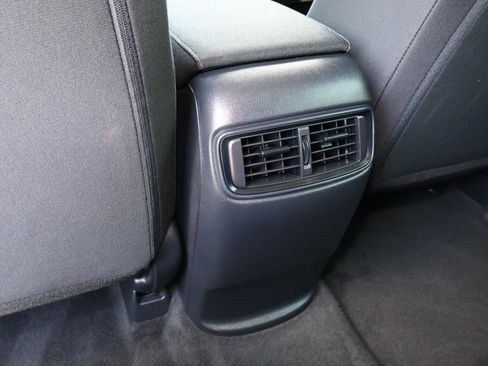 Used 2021 Honda CR-V Special Edition image 12