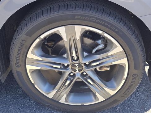 Used 2023 Kia K5 EX image 5