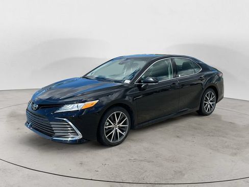 Used 2024 Toyota Camry XLE w/ Navigation Package AWD/4WD image 1