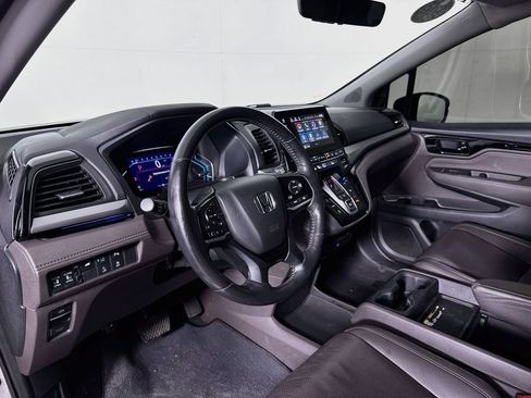Used 2018 Honda Odyssey Elite image 9