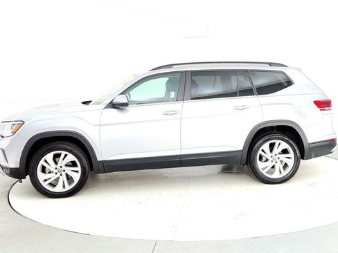 Used 2022 Volkswagen Atlas SE AWD/4WD image 3