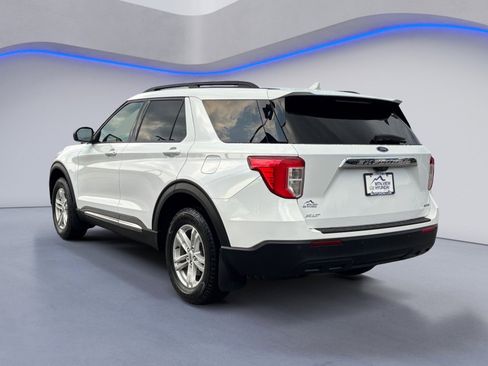 Used 2020 Ford Explorer XLT image 7
