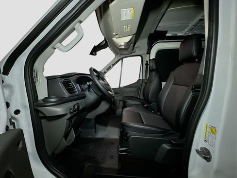 New 2026 Ford Transit 250 148 Medium Roof Extended AWD w/ Load Area Protection Package image 16