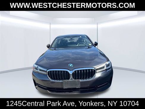 Used 2023 BMW 530e xDrive AWD/4WD image 2