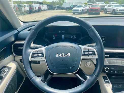 Used 2025 Kia Telluride EX AWD/4WD image 17
